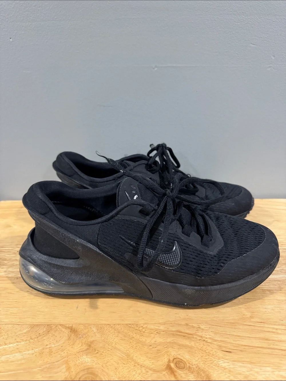 Nike Air Max 270 Go Boys' Grade School Sneakers (Size 5.5Y)